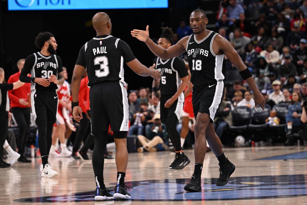 年轻甚至替 年轻甚至替